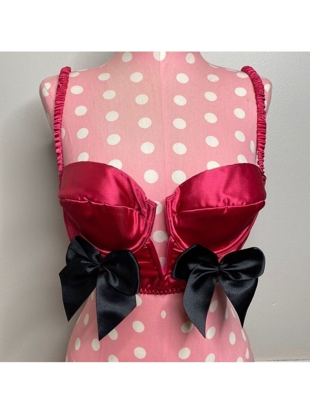 Sexy little thing Victoria’s Secret satin hot pink black bows bralette
